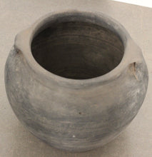 Load image into Gallery viewer, Tofu Pot with Handles
