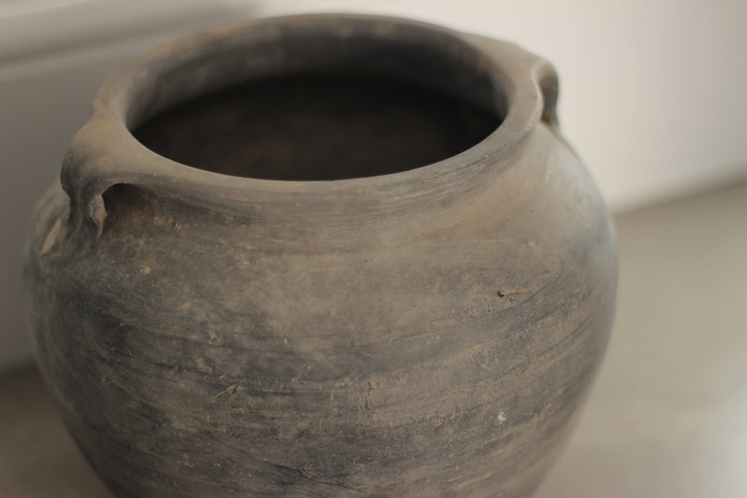 Tofu Pot with Handles